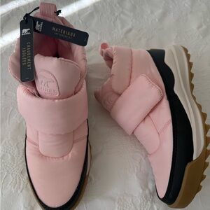 New SOREL ONA™ RMX Puffy Strap Vintage Gum Pink Size 9.5 Women’s Winter Boots